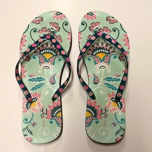Vera Bradley Flip Flops SZ 9-10